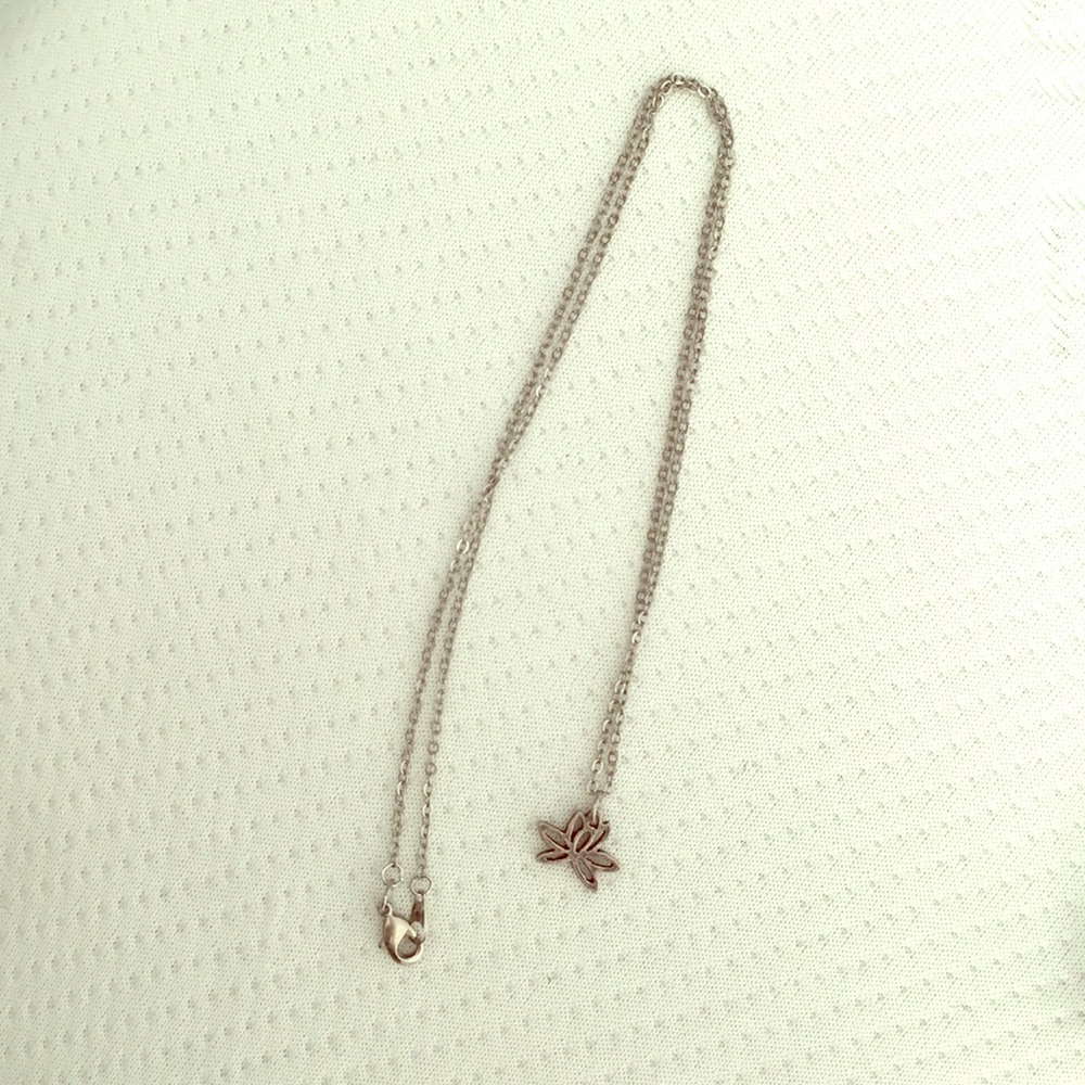 Lotus pendant necklace